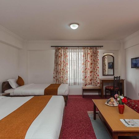 Fuji Hotel Katmandou Extérieur photo