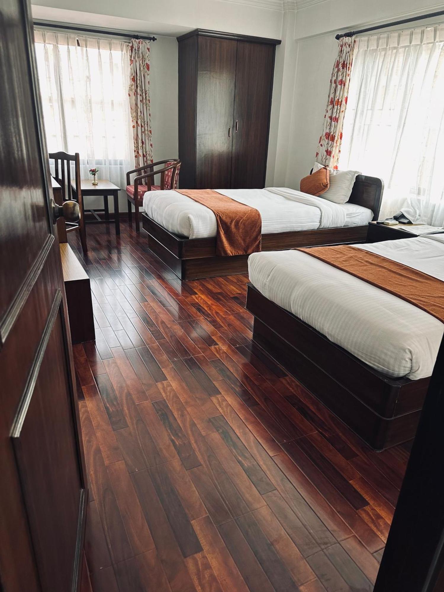 Fuji Hotel Katmandou Extérieur photo
