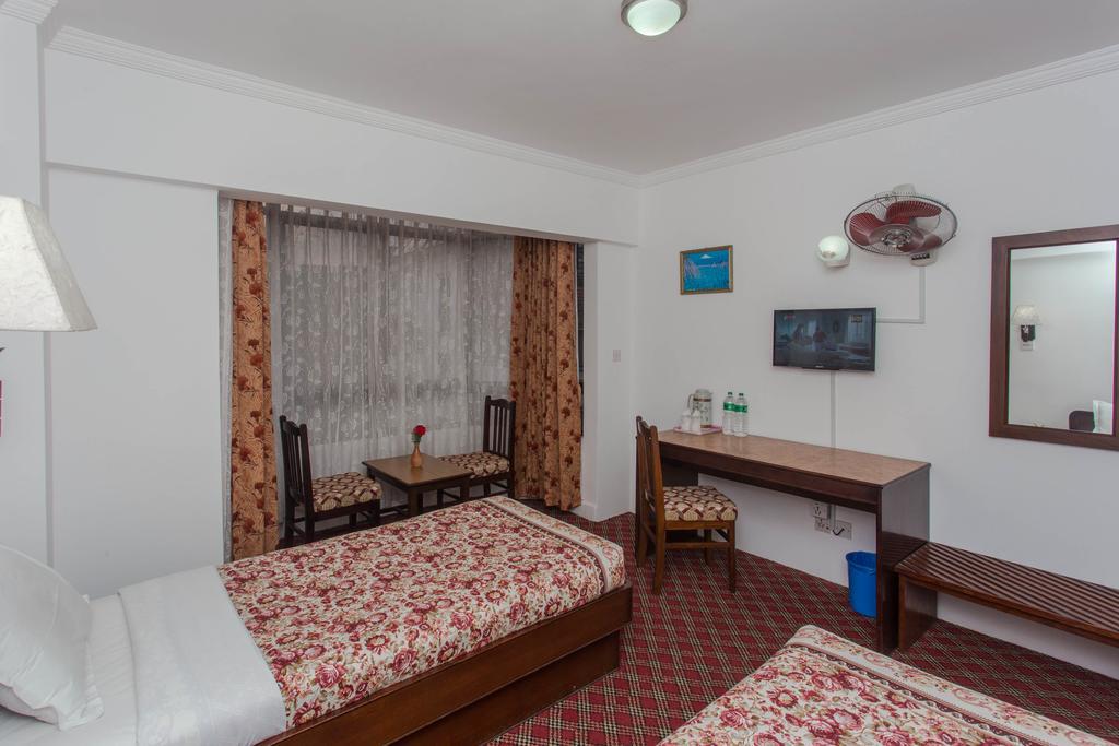 Fuji Hotel Katmandou Extérieur photo